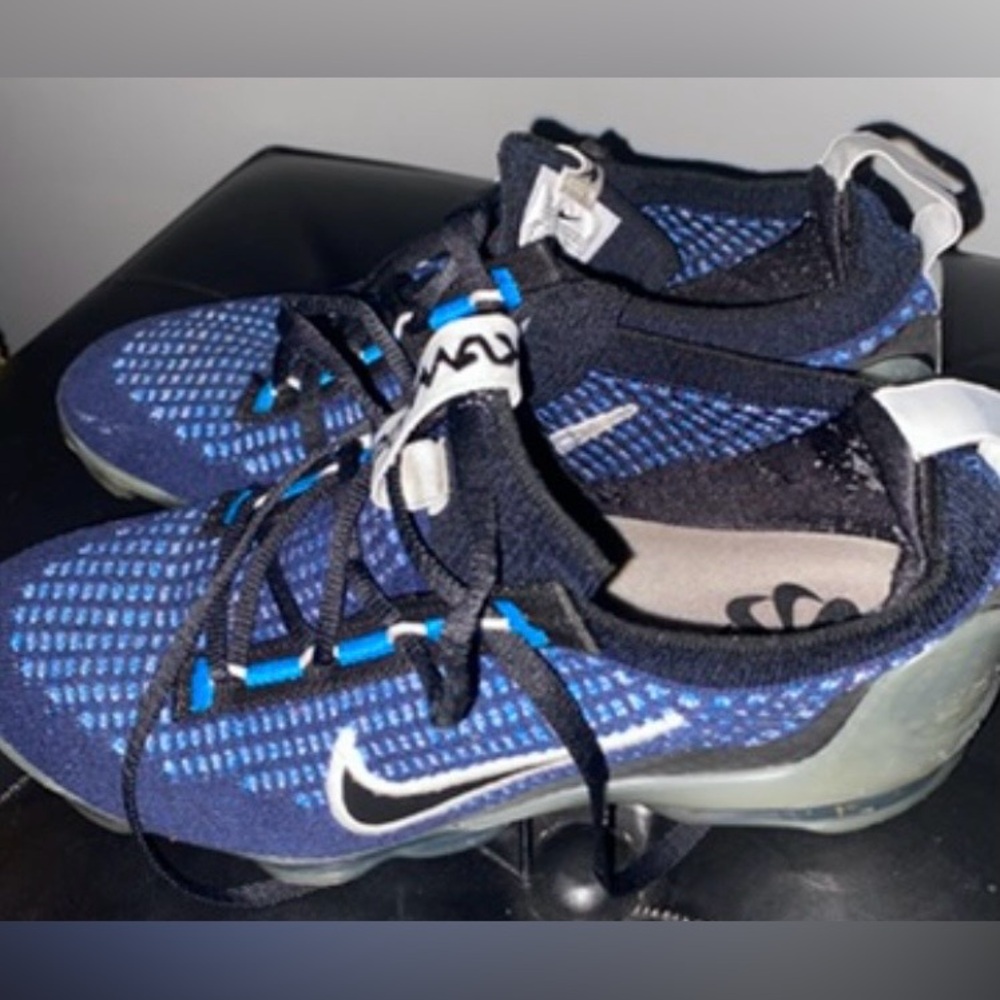 Nike Navy and Black Running Shoes 4.5Y - Picture 15 of 15